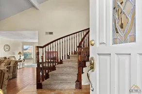 Spacious 3K sq ft 4BD/3Bath + Pool - Image 4