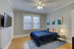 Walkable Cooper-Young • 3BR • Sleeps 8 • Parking - Image 5
