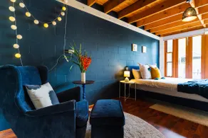 The Banksias - Stylish & Cosy Highlands Retreat - Image 4