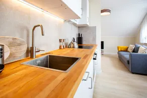 Beautiful, modern apartment near the city - Image 5