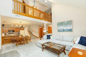 Private 3BR/2BA Territory Home Nestled in the Trees - Stonecrest - Image 2