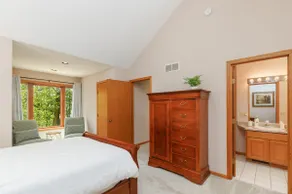 Private 3BR/2BA Territory Home Nestled in the Trees - Stonecrest - Image 5