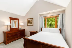 Private 3BR/2BA Territory Home Nestled in the Trees - Stonecrest - Image 4