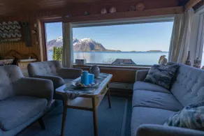 Seaside Cabin with Terrace over Stunning View - Image 4