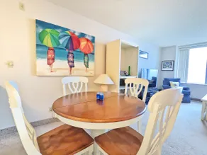 1 Bedroom Right on Boardwalk! Free Parking + Pool - Image 4