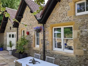 Annex of Manor House. Wonderful gardens and walks. - Image 2