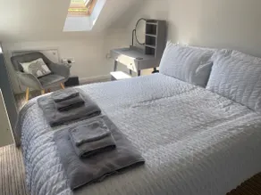 Stratford Upon Avon apartment with outdoor space - Image 3