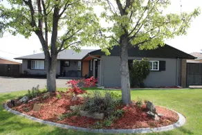 Spacious Home Amazing Golf Course & River Views - Image 2
