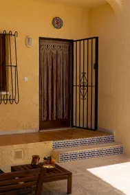 Authentic Spanish cottage with terrace and balcony - Image 3
