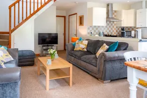Modern spacious villa on a Cornish Country Estate. - Image 2
