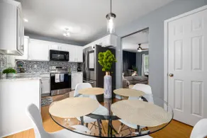 Cheerful 2 Bed/Loft Home |15 Min to Dwntwn Raleigh - Image 4
