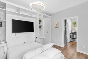 Stunning Studio - Image 5