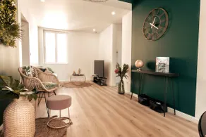 La SUITE'HOME Super Bright Modern Apartment - Image 3