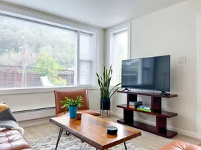 Hip and chic one bedroom apartment - Image 4