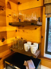 Bärenhütte-Renovated cabin 8 minutes to Helen - Image 3