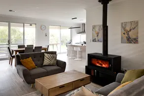 Most Delightfully Relaxing Retreat in Dunsborough - Image 3