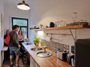 Private family apartment in the Lollis Homestay hostel - Image 3