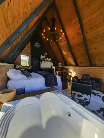 Romantic Chalet with Jacuzzi and amazing view - Image 2
