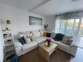 Luxury Apartment First row with wide teracess - Image 4