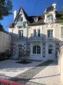 VILLA CABOURG centre, magnifiquement rénovée, jardin, wifi, jacuzzi - Image 4