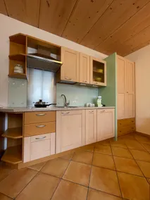 Ground floor studio with garden - Image 4