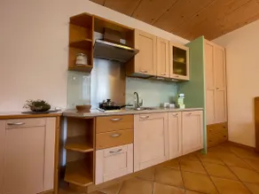 Ground floor studio with garden - Image 3
