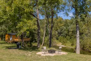 Riverside Retreat - Waterfront, Firepit, Fishing - Image 2