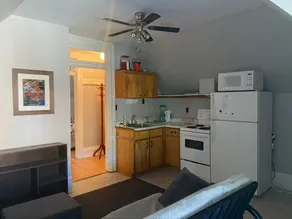 Bachelor Apt close to Queen's/Downtown Kingston - Image 5