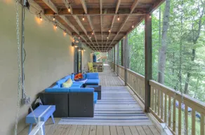 Lakeside Family Escape-Modern log home in secluded cove w/pvt. dock, Sleeps 12 - Image 5