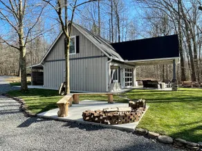 2 Bdm Lux Barn Chalet *grill, fire pit, disc golf - Image 2