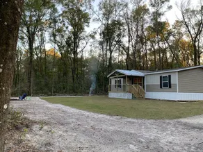 Cozy home in Fort White - Image 3