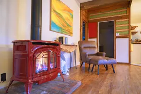 Entire Home in Downtown Eugene - Image 4