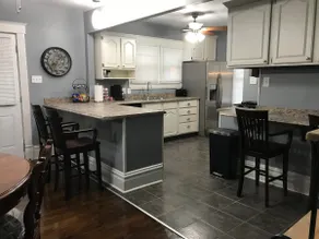 Cozy 2-bedroom home minutes from ST. Louis, MO - Image 2