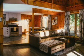 Happy Camper Chalet | Hot Tub & Sauna on Mountain - Image 3