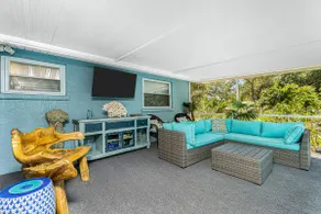 Private Pool Retreat-2BR/2BA Minutes to Venice, Caspersen & Manasota Key Beaches - Image 2