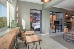 Oak on Main - Image 3
