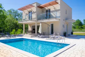 Villa Sarah, mediterranean elegance minutes from the beach - Image 5