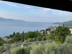 Limonaia with stunning lake and mountain views - Image 4