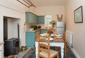 Manor Cottage Self Catering Holiday Home - Image 3