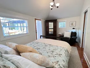 Charming 2 Bedroom Alki Home Steps to Beach - Image 5