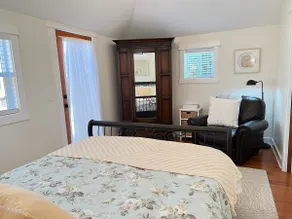 Charming 2 Bedroom Alki Home Steps to Beach - Image 4