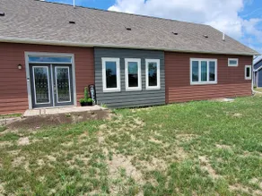 Entire home 5 bed 3 bath up down basement garage - Image 3