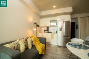 Alice SECRT | 28th A/C King bed Desk Parking - Image 4