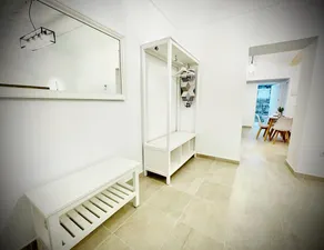 Fabulous new and centrally located apartment. - Image 3