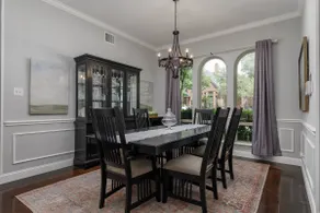Large Executive Family Home with Pool near DFW Apt - Image 4