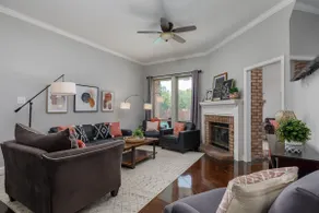 Large Executive Family Home with Pool near DFW Apt - Image 3