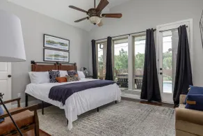 Large Executive Family Home with Pool near DFW Apt - Image 5