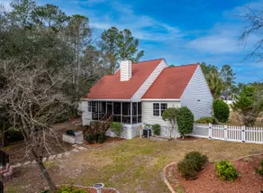 Riverfront Cottage with Fishing Deck and Boat Dock - Image 2