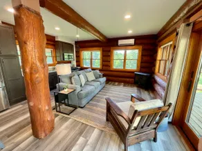 Hand-crafted log cabin nestled 15min. to Asheville - Image 4