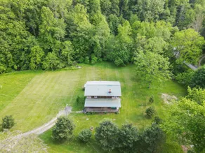 The Trails Retreat: 3BR/2BA Log Cabin with Hot Tub - Image 2